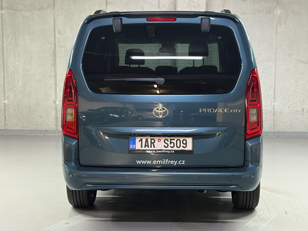 toyota-proace-city-verso-1-5-d-at-vip-7-mist - 5