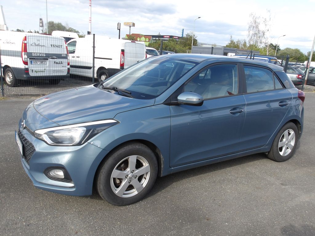 hyundai-i20-1-2i-1-maj-naj-62000-km - 1