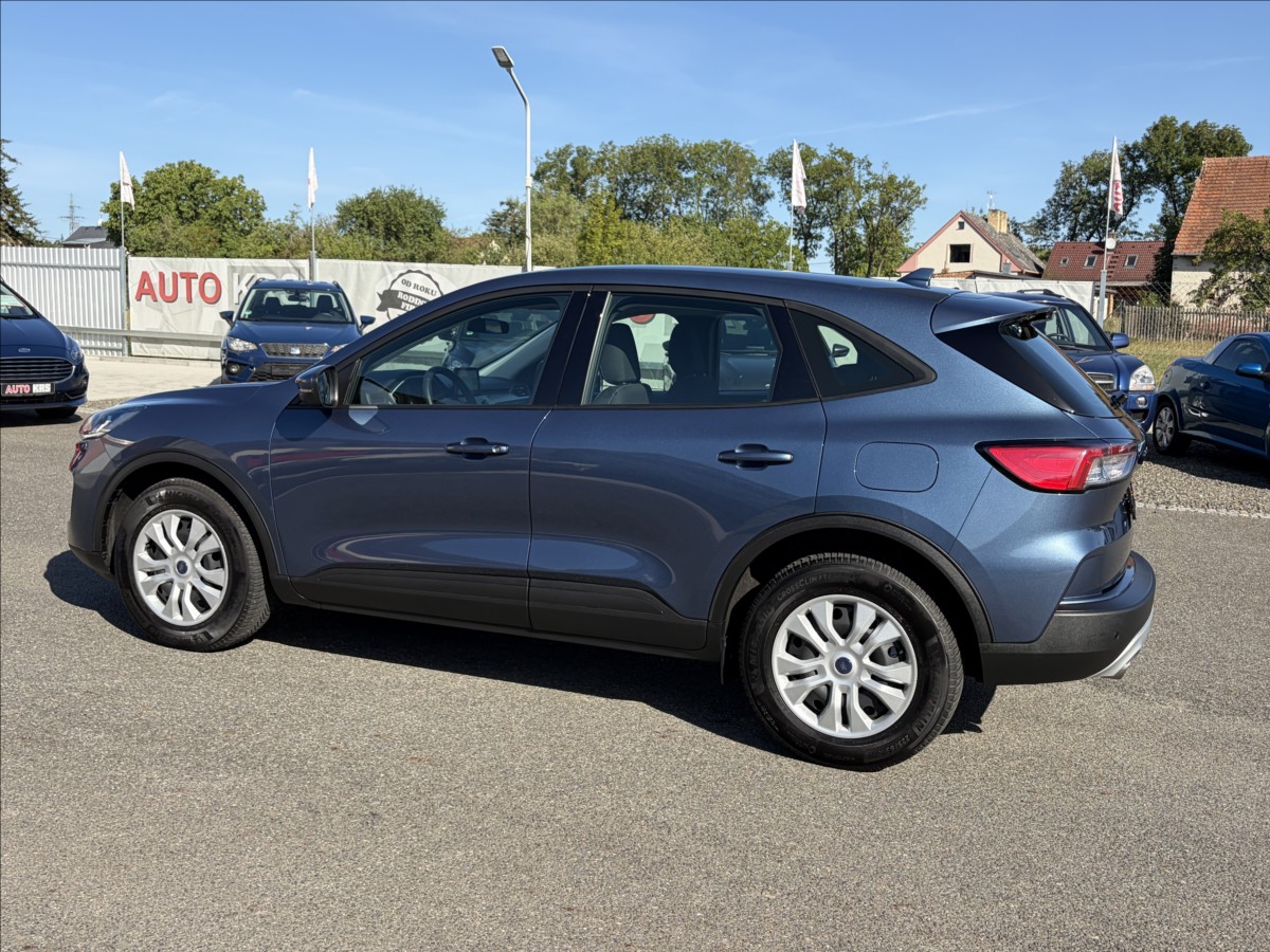 ford-kuga-1-5-eb-1-maj-jen33tkm-led-navi-carplay-temp - 7