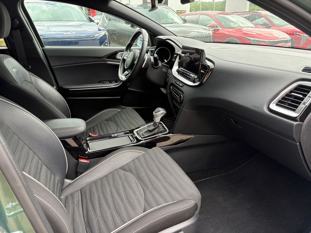 kia-pro-ceed-1-5-t-gdi-7dct-gt-line-plus - 6