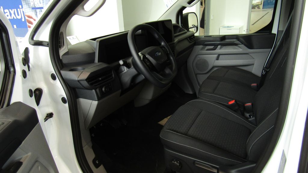 ford-transit-custom-trend-van-320-l1 - 6