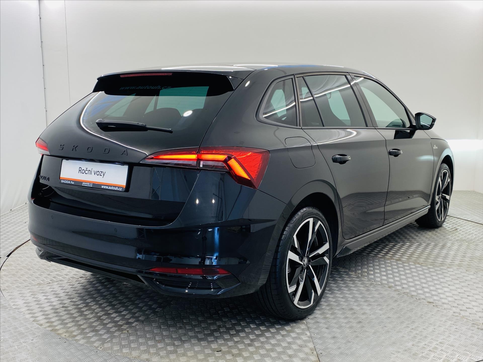 skoda-scala-1-0-tsi-85kw-monte-carlo - 1