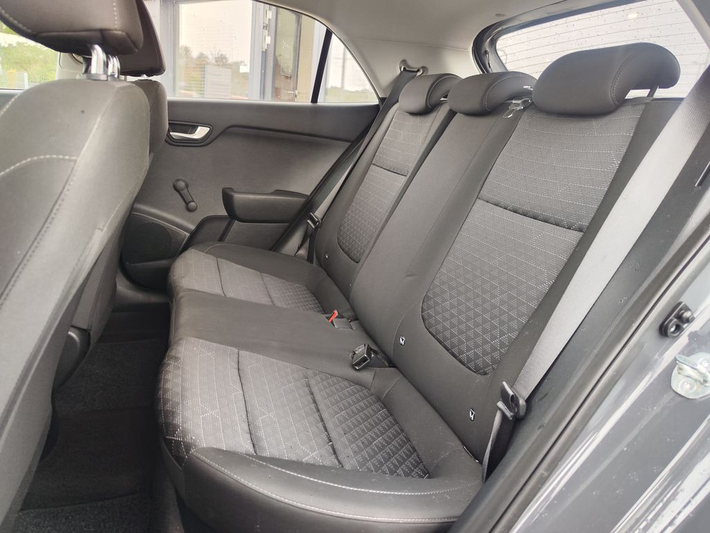 kia-rio-1-2-dpi-62kw-comfort - 8