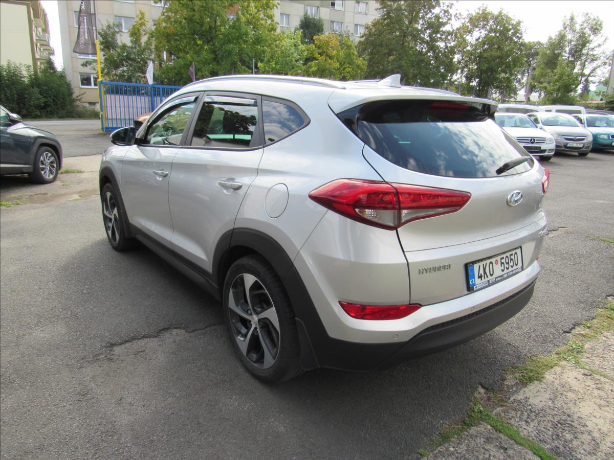 hyundai-tucson-1-7-crdi-85kw-nove-v-cr - 3