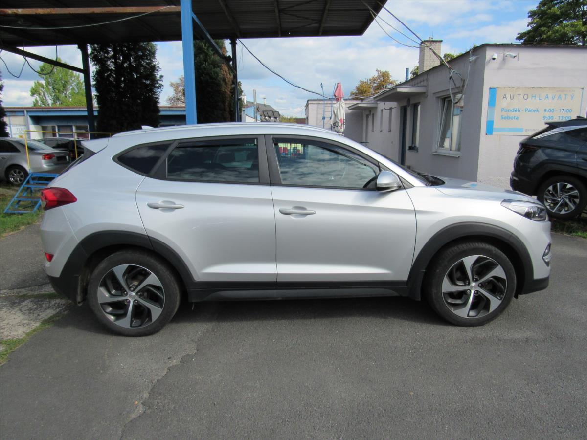 hyundai-tucson-1-7-crdi-85kw-nove-v-cr - 7