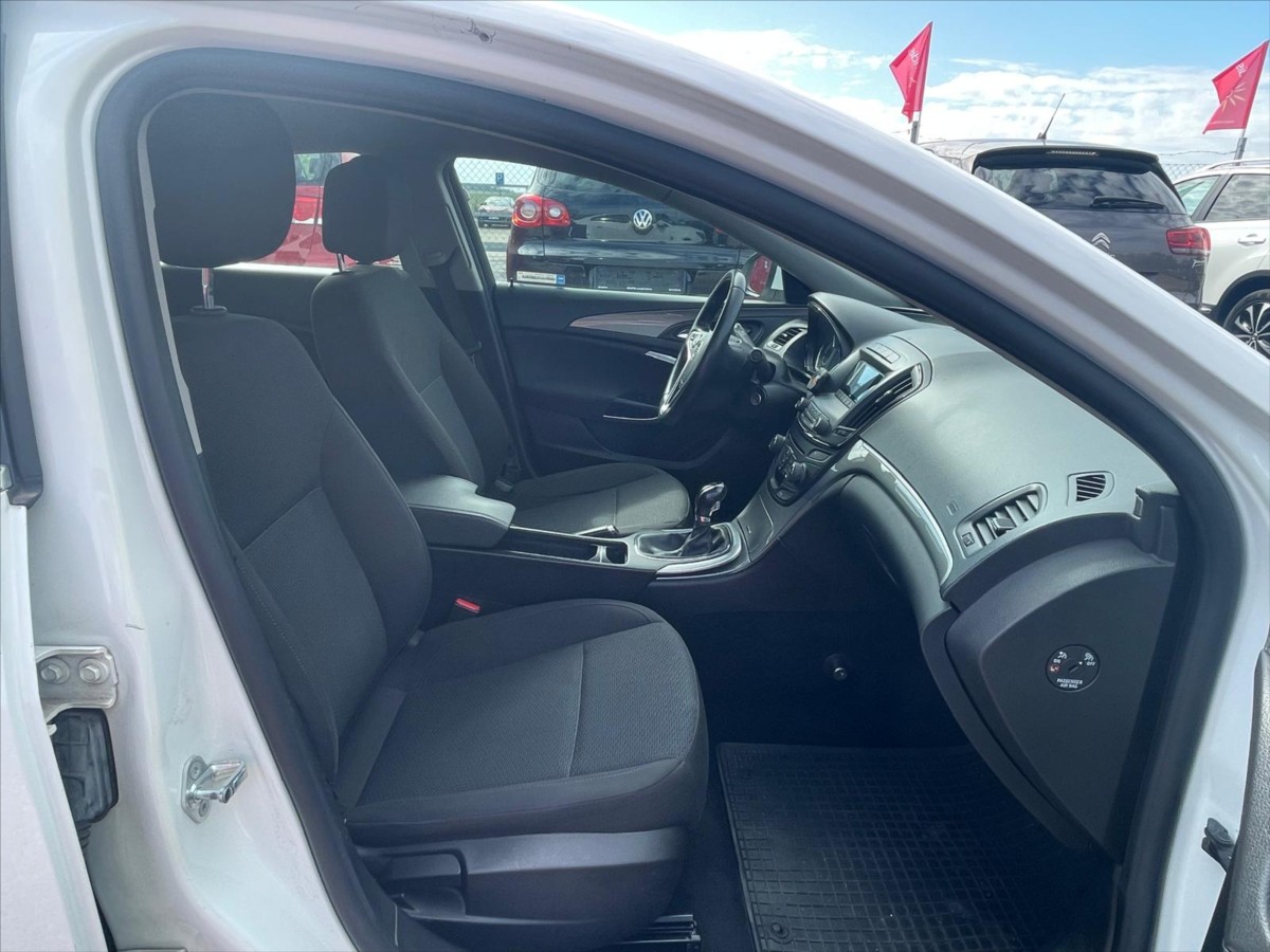 opel-insignia-2-0-cdti - 9
