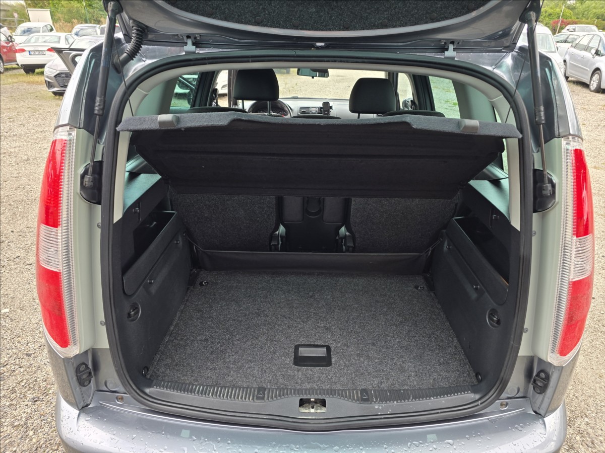 skoda-roomster-1-2-tsi-63-kw - 9