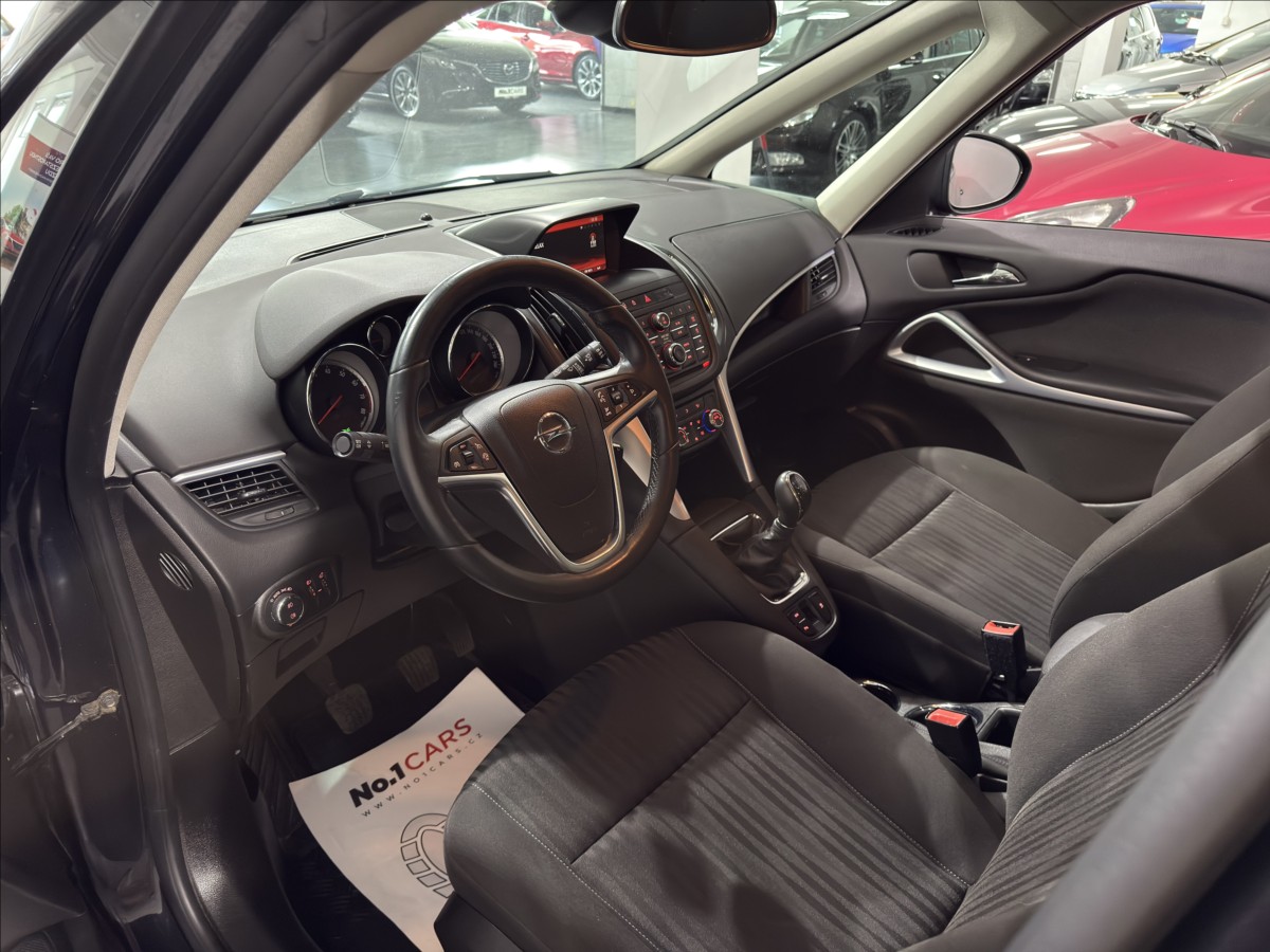 opel-zafira-1-4-turbo-kamera-xen-7-mist - 6