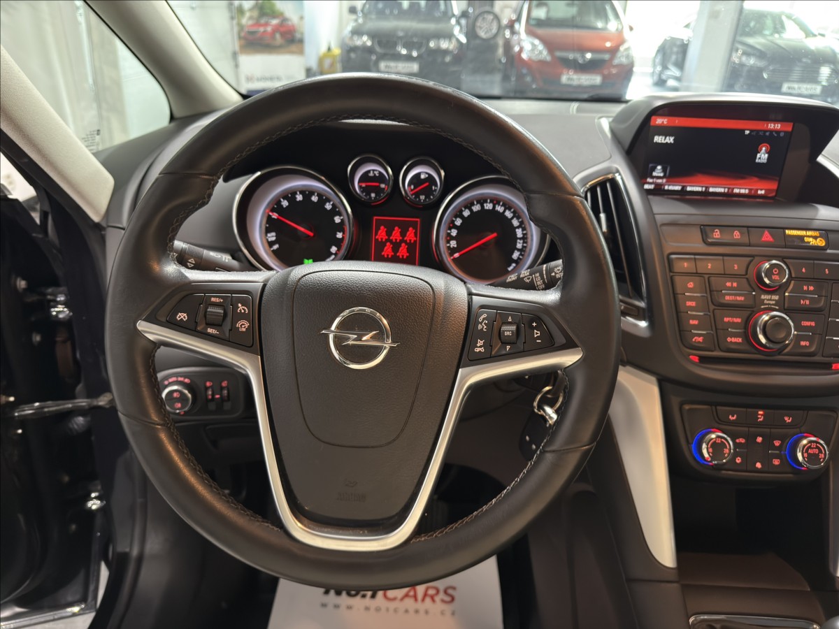 opel-zafira-1-4-turbo-kamera-xen-7-mist - 7
