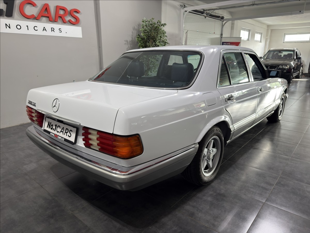 mercedes-benz-tridy-s-3-0-se-300-w126-v6-spanelsko - 4