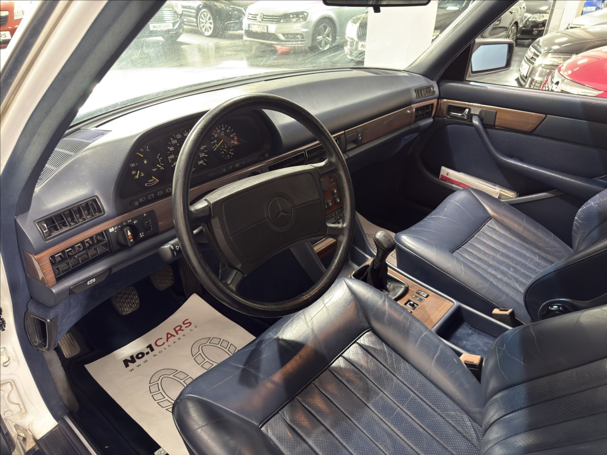 mercedes-benz-tridy-s-3-0-se-300-w126-v6-spanelsko - 6