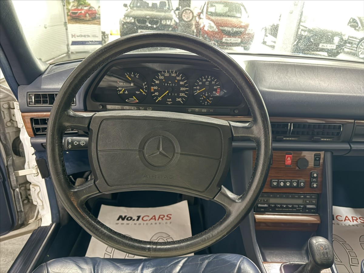 mercedes-benz-tridy-s-3-0-se-300-w126-v6-spanelsko - 7