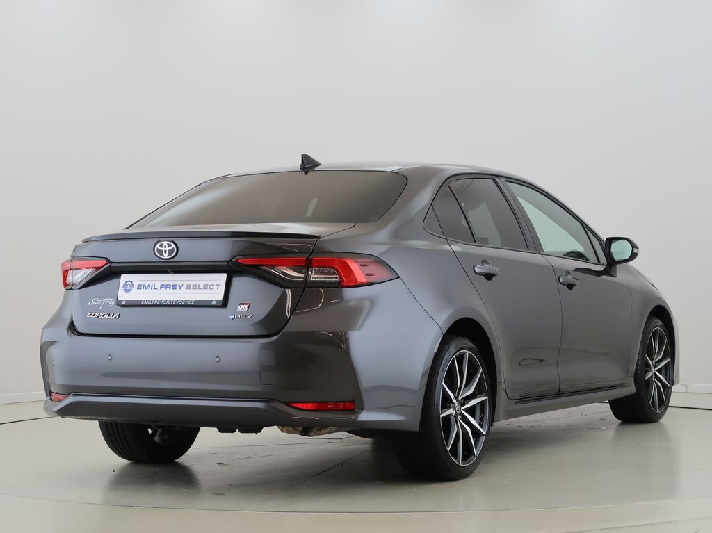 toyota-corolla-1-8hybrid-1maj-cz-gr-sport - 4