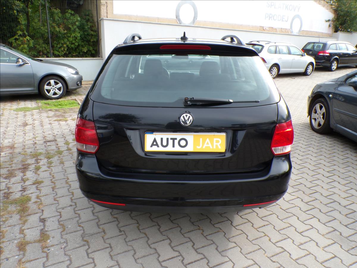 volkswagen-golf-1-9-tdi-automat-klima - 4