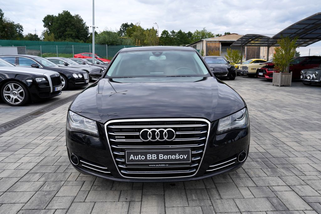 Audi A8 3.0 TDI Quattro/250 PS/ČR