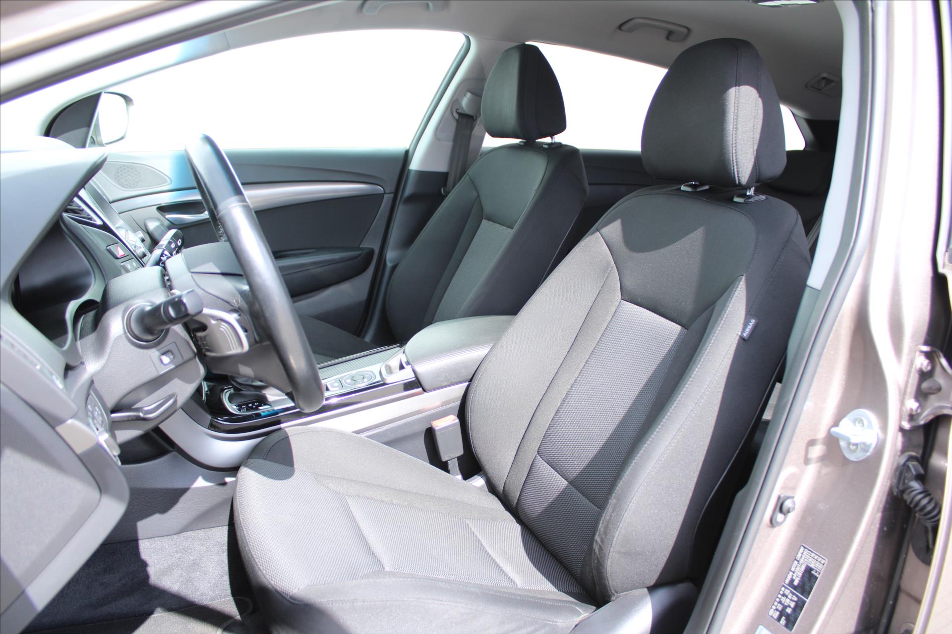 hyundai-i40-1-6-crdi-dct-navi-servis-kn-cr - 8