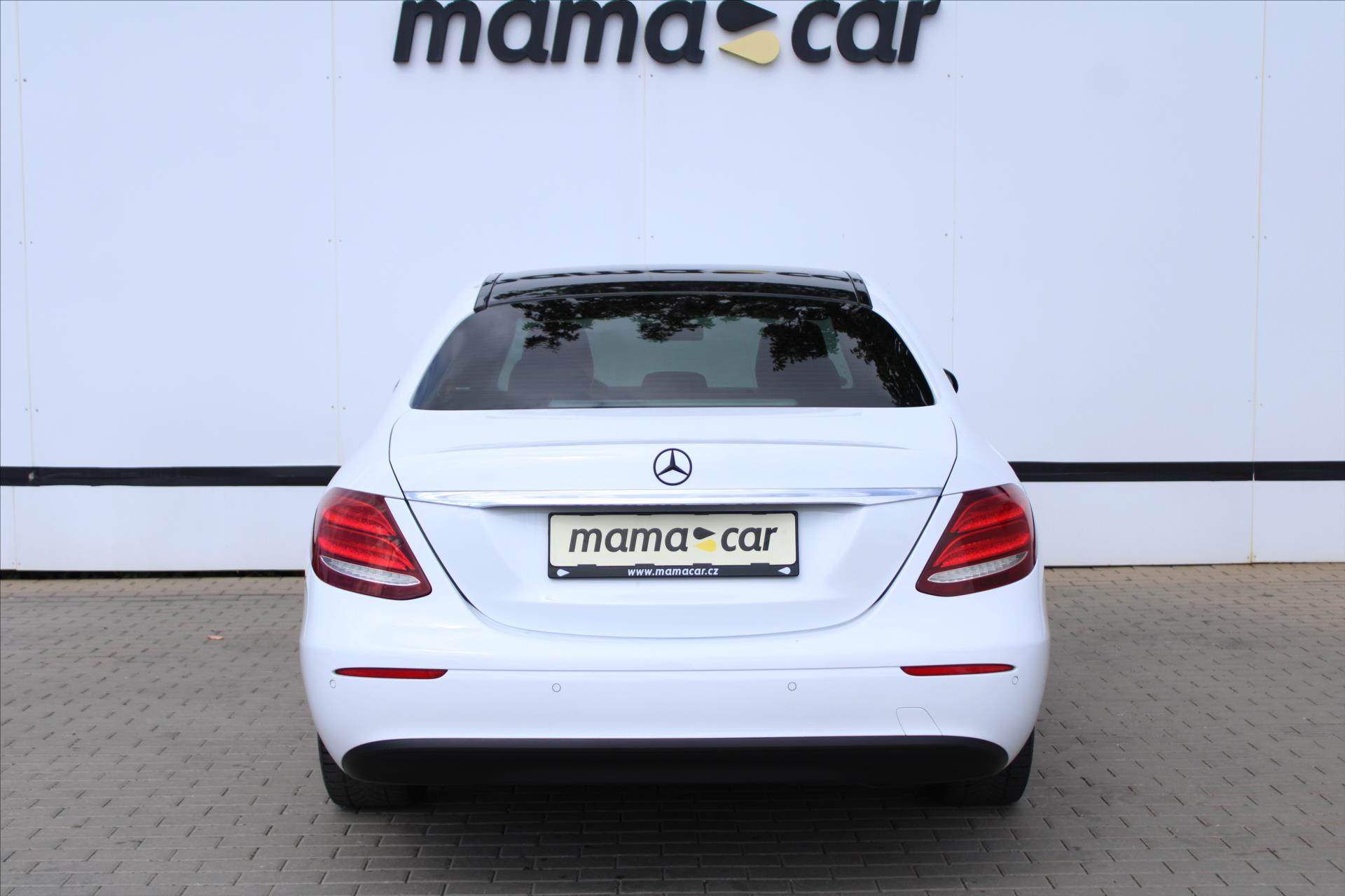 mercedes-benz-tridy-e-200d-118kw - 5