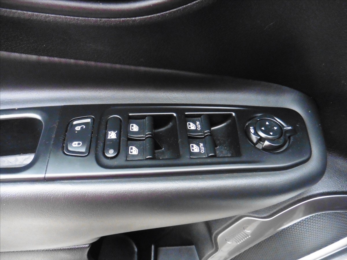 jeep-renegade-2-0-mjt-140k-limited-4wd - 9