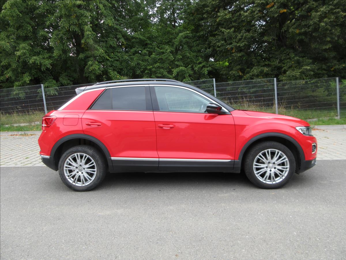 volkswagen-t-roc-1-5-tsi-110kw-dsg-nove-cr - 9