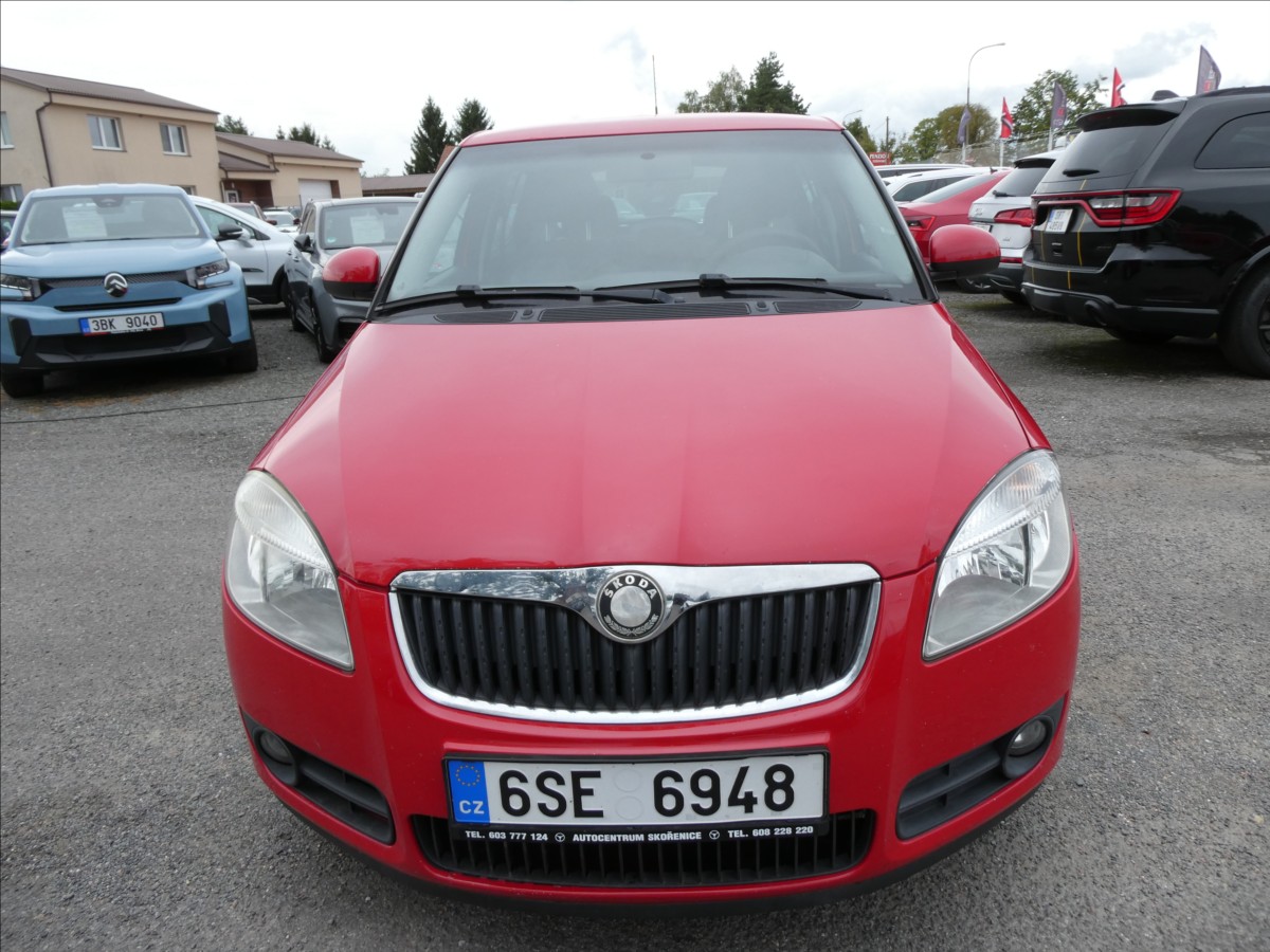 skoda-fabia-1-6-i16v-77kw-automat-klima-cr - 1