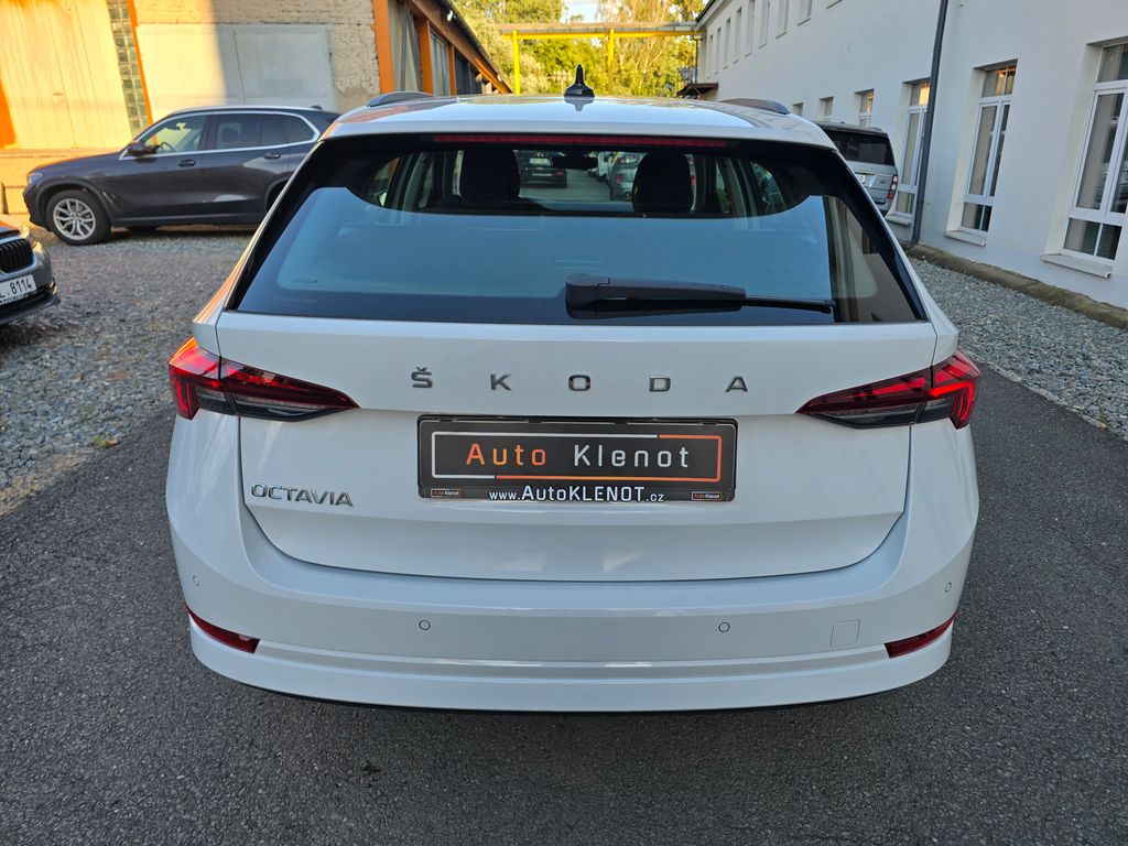 skoda-octavia-2-0tdi-110kw-dsg-1-maj-cr - 5