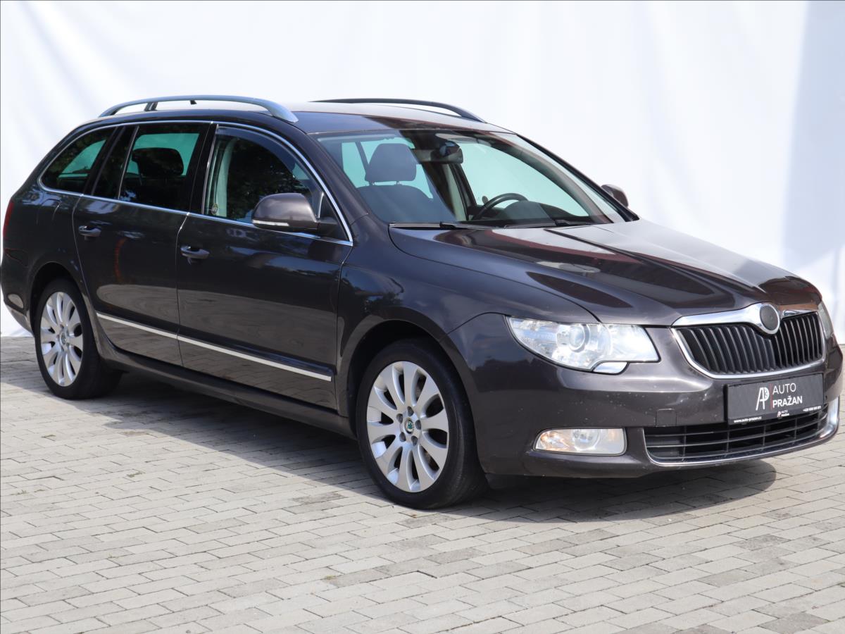 Škoda Superb 2,0 TDi 4x4 Elegance Navi CZ