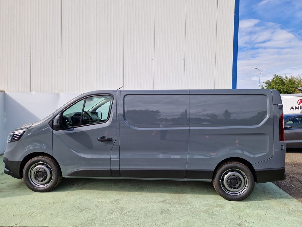 renault-trafic-2-0dci-do-2-49t-spani-topeni - 6