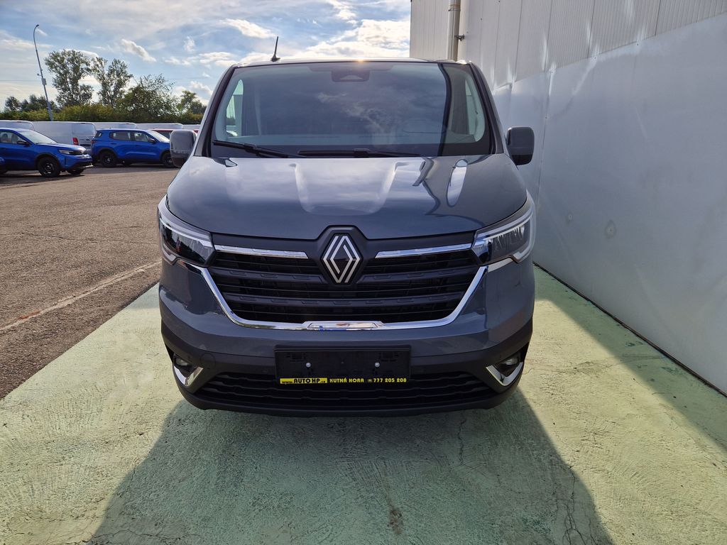 renault-trafic-2-0dci-do-2-49t-spani-topeni - 7