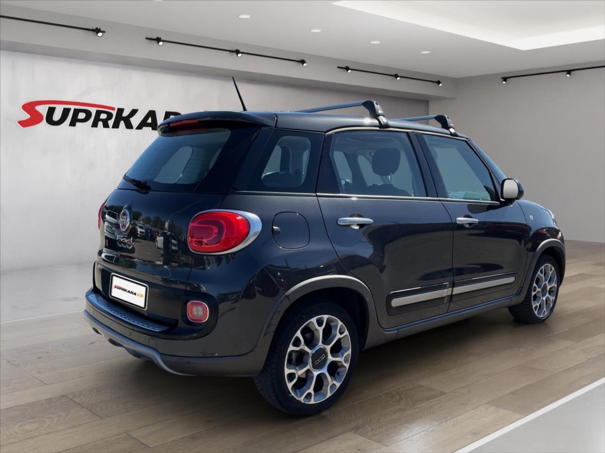 fiat-500l-1-4-i-trekking-d-klima-panorama-navi-pripravujeme - 4