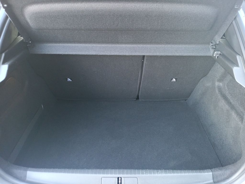 peugeot-208-allure-pack-1-2-pt-100k-man6-a - 5
