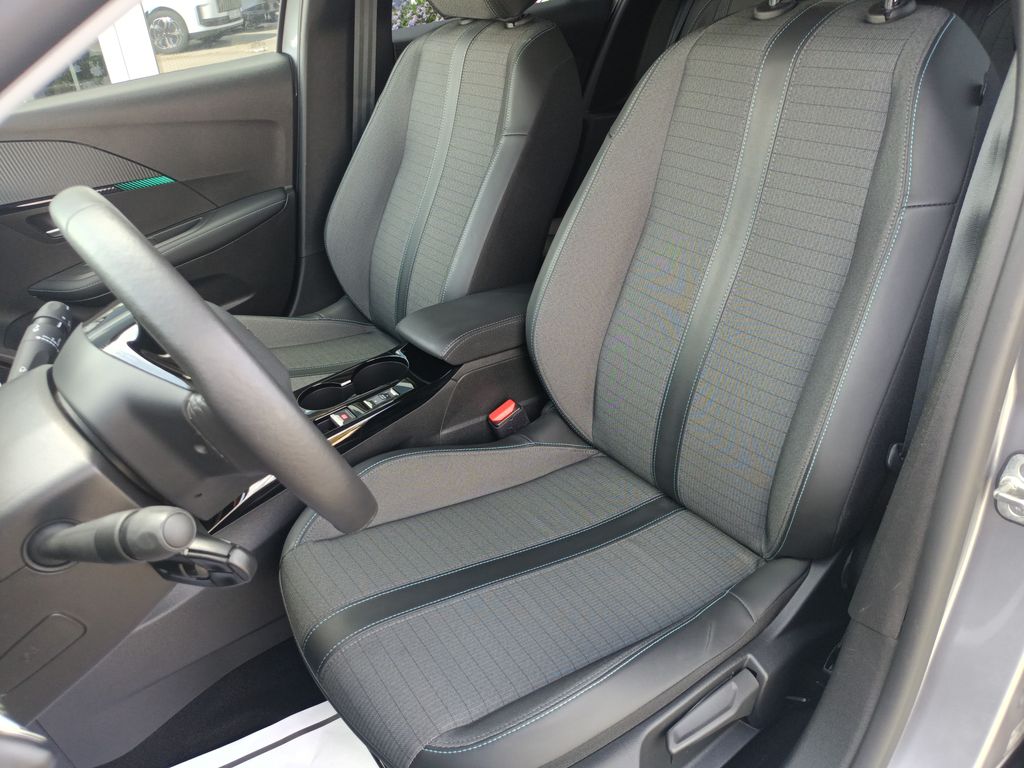 peugeot-208-allure-pack-1-2-pt-100k-man6-a - 7