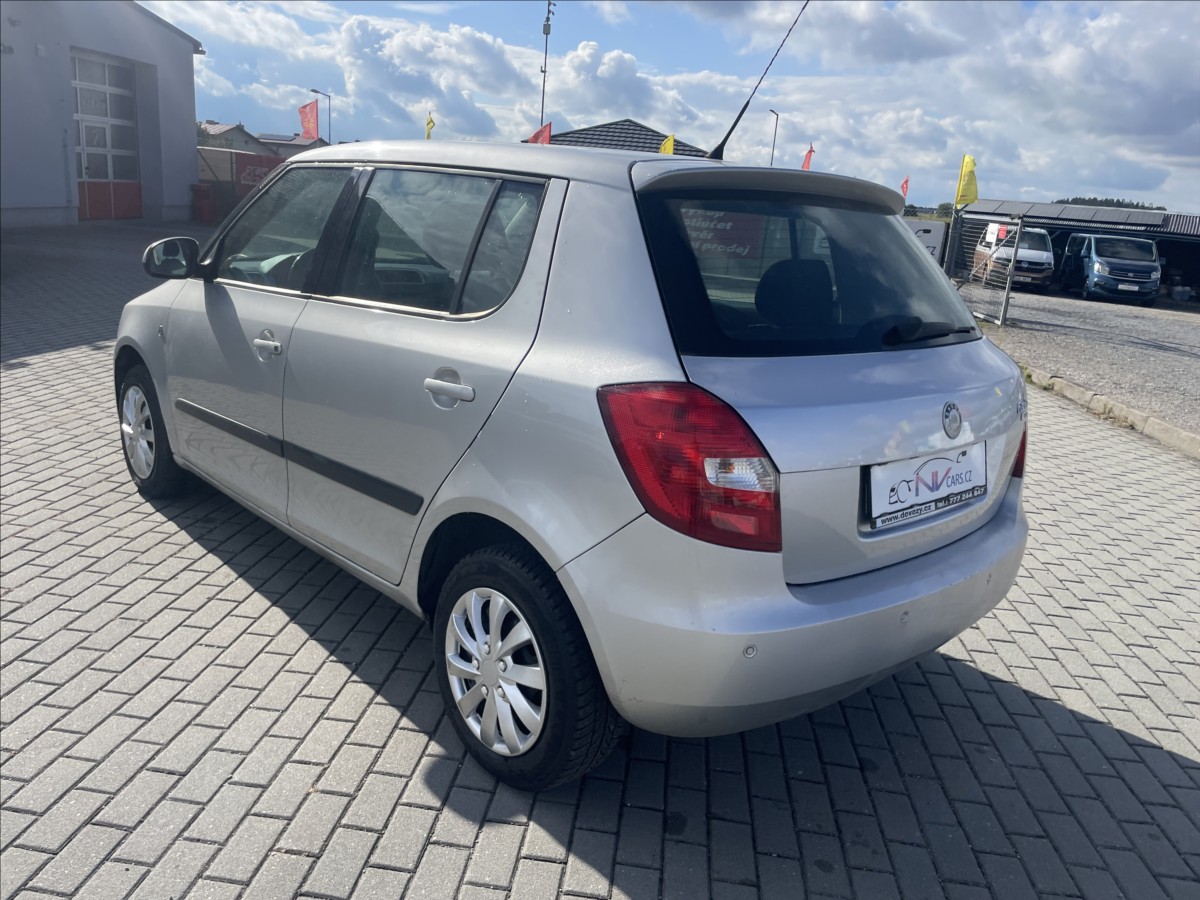 skoda-fabia-1-4-i-16v-klima-esp-serviska-po-stk - 2