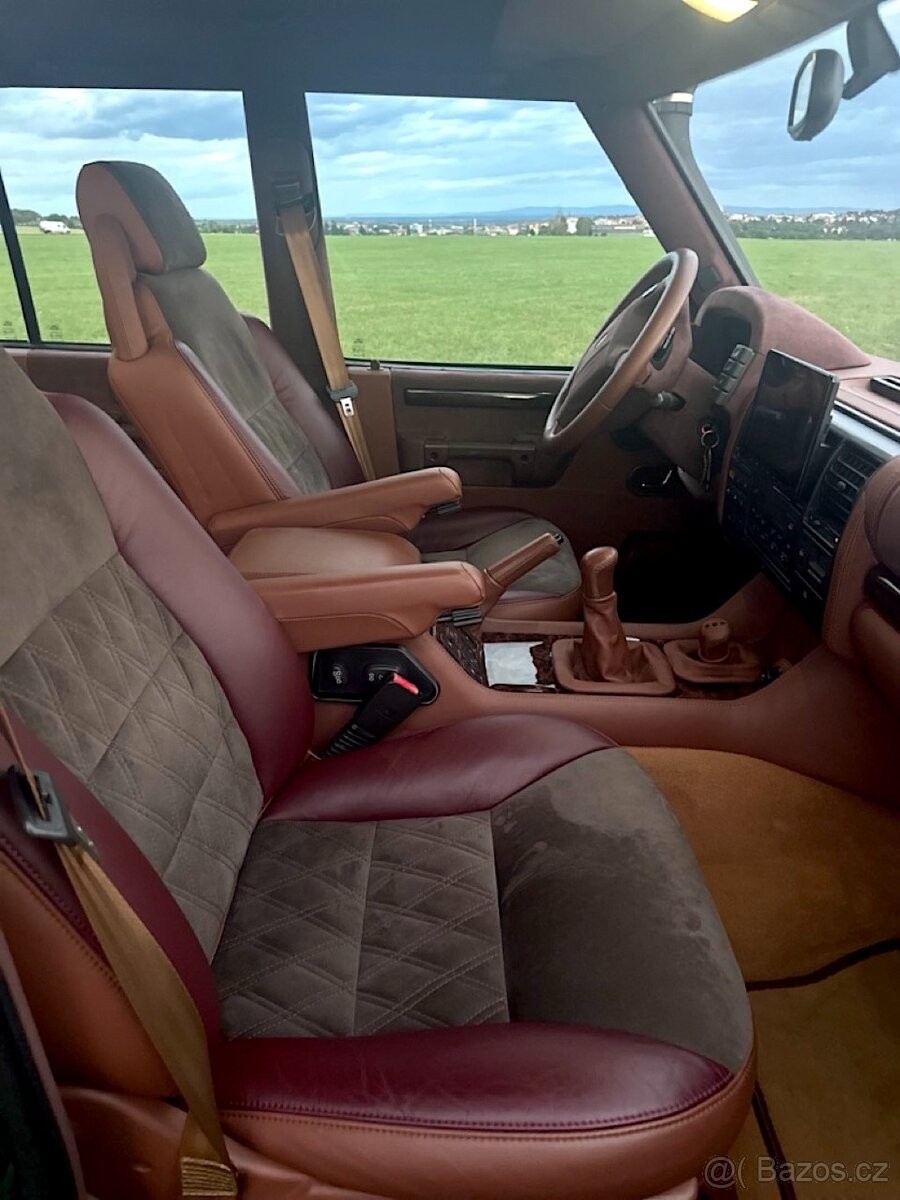 land-rover-discovery-2-0-2-td5-kompletni-restomod - 3