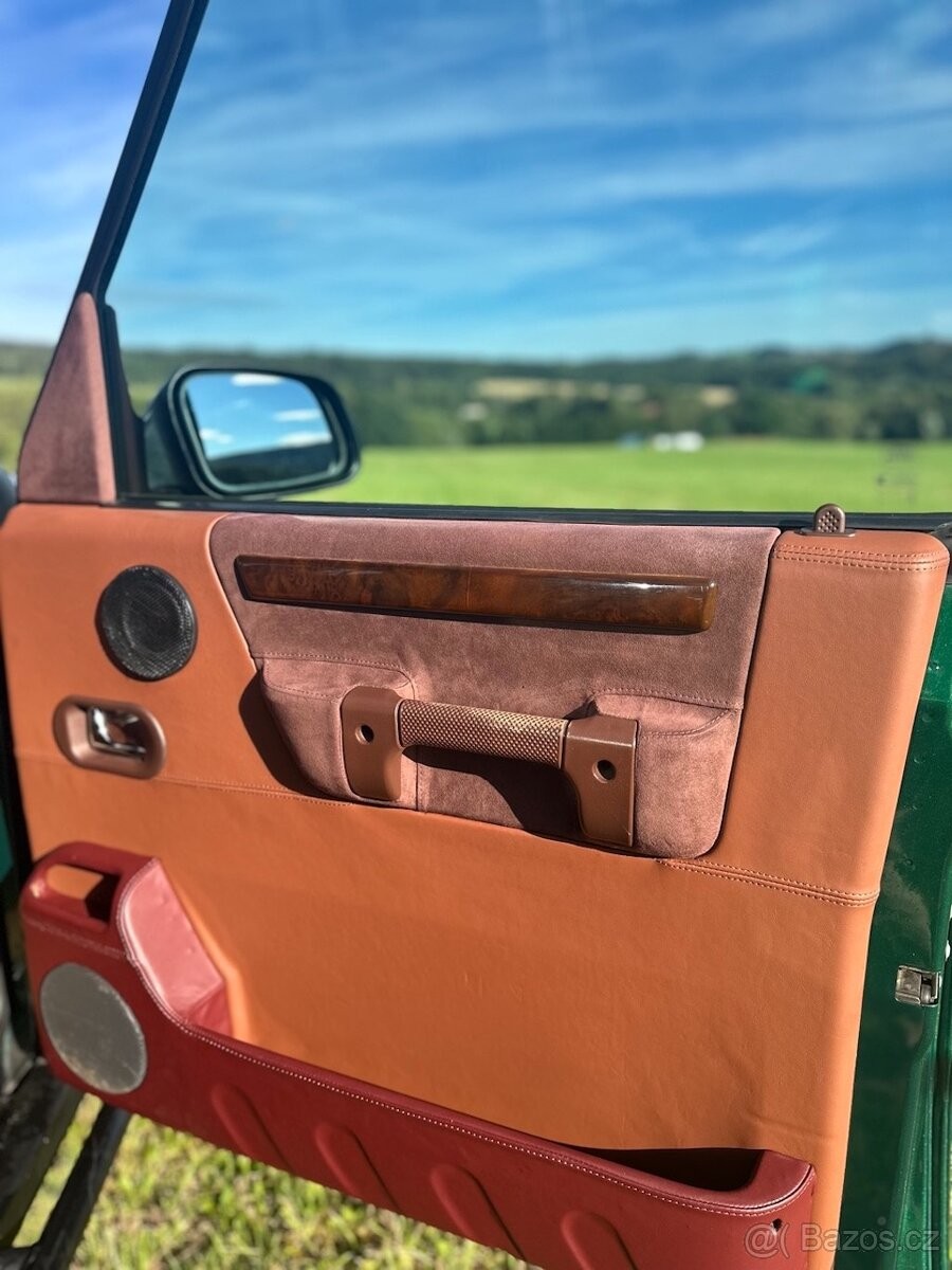 land-rover-discovery-2-0-2-td5-kompletni-restomod - 8