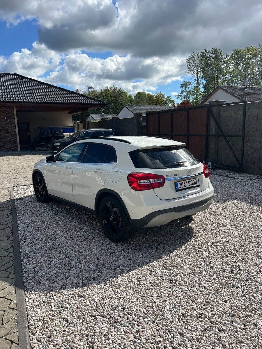 mercedes-benz-gla-180 - 5