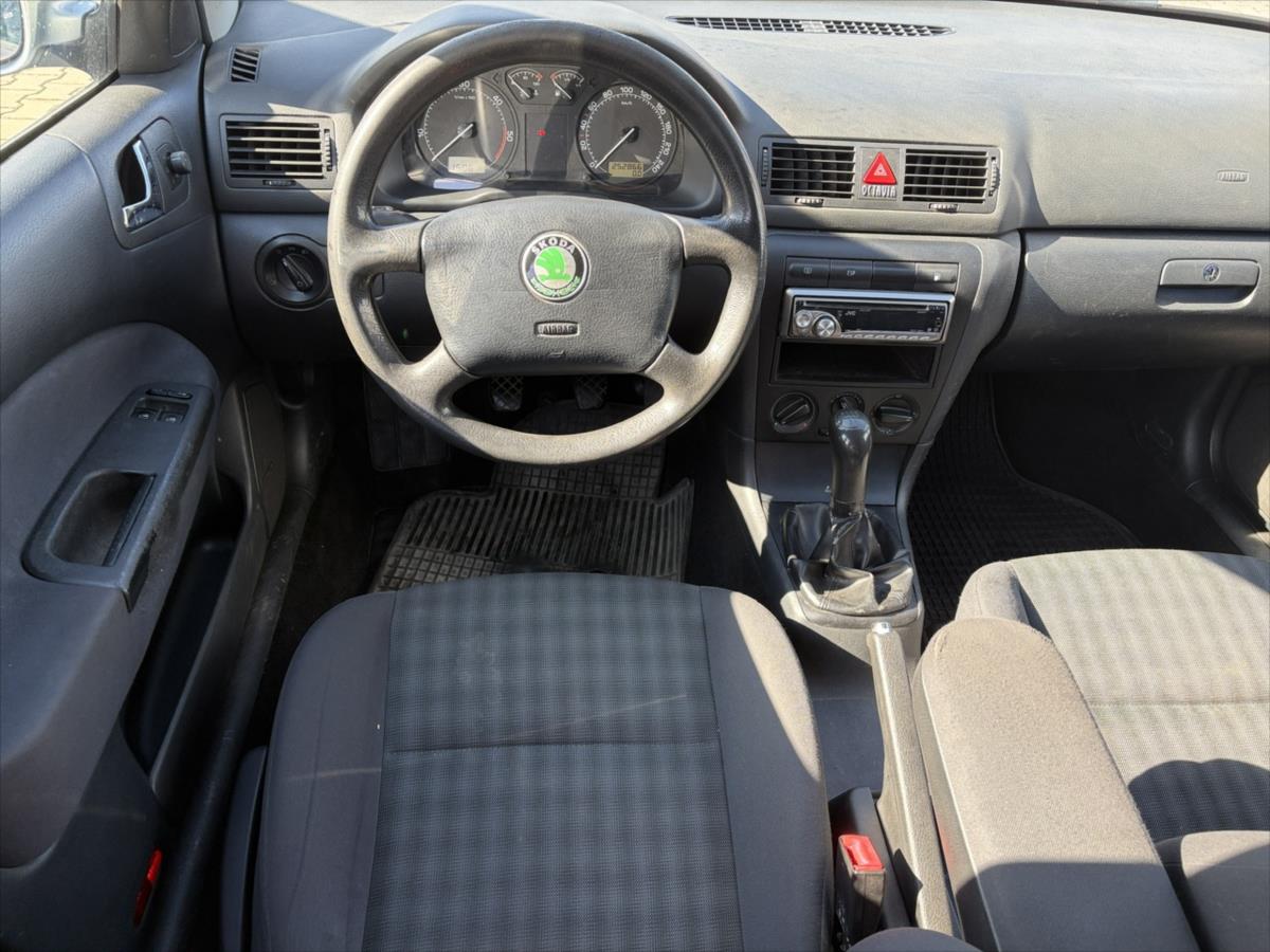 skoda-octavia-1-9-tdi-tour-tazne-z - 9