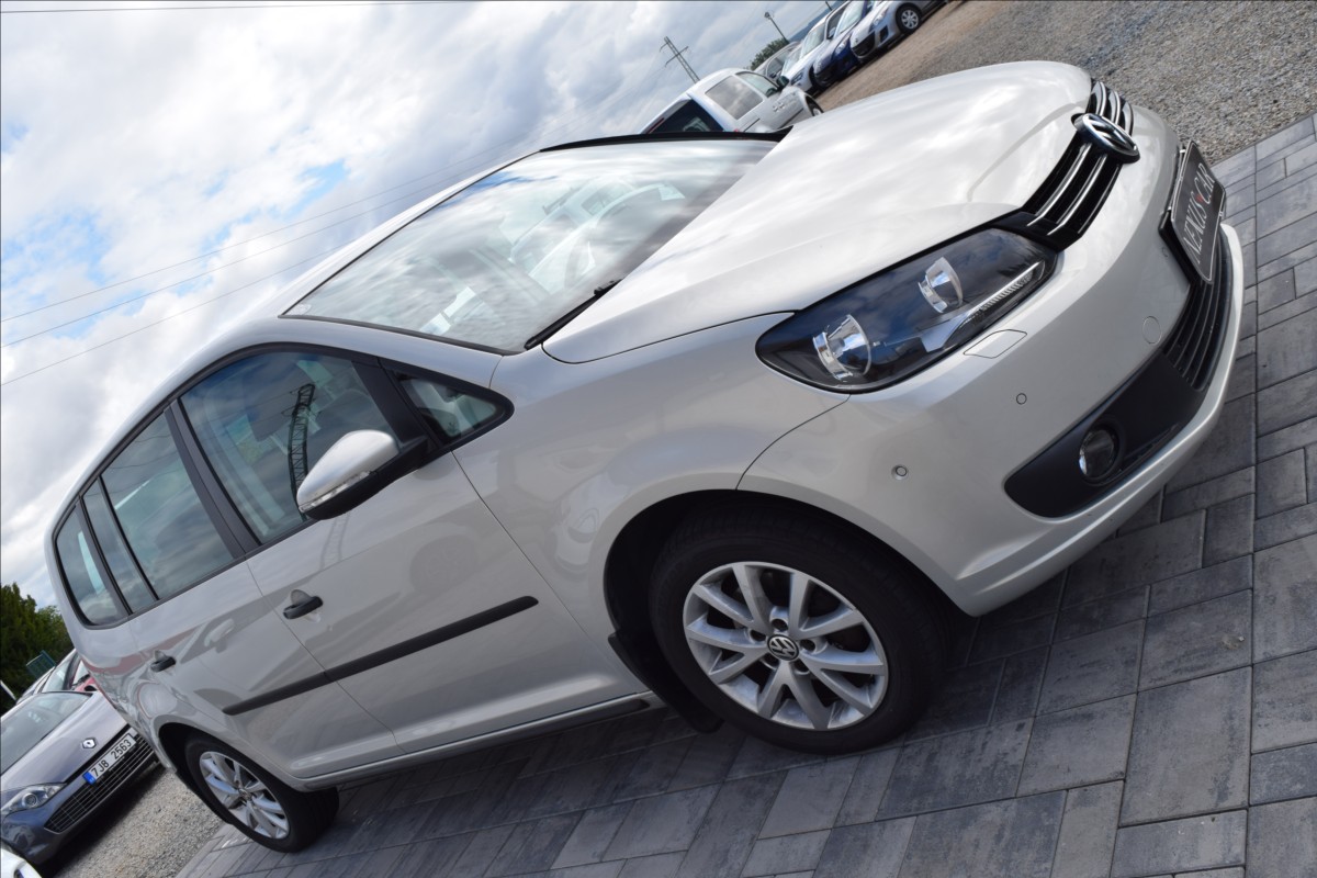 volkswagen-touran-1-4-i-103kw-automat-tazne-navi - 3