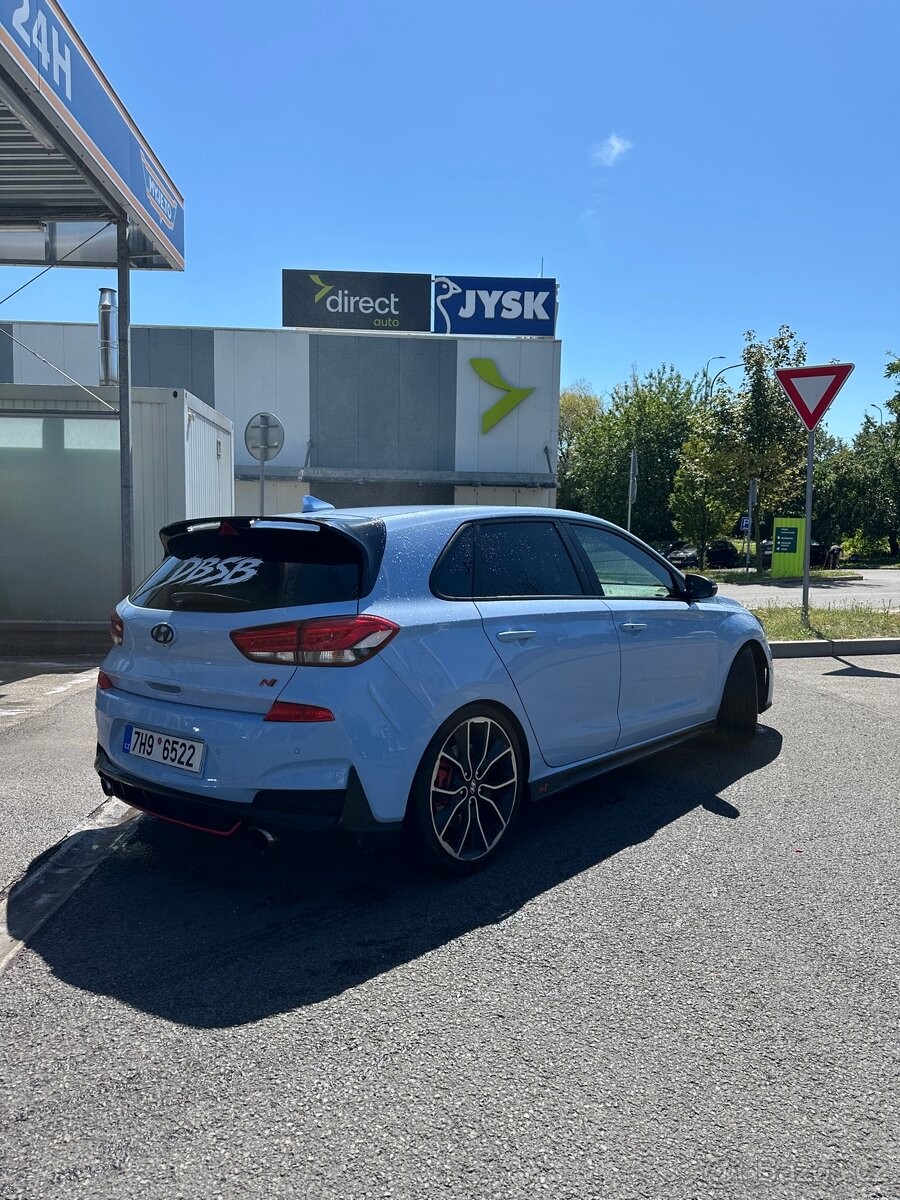 hyundai-i30-2-0-n-performance - 1