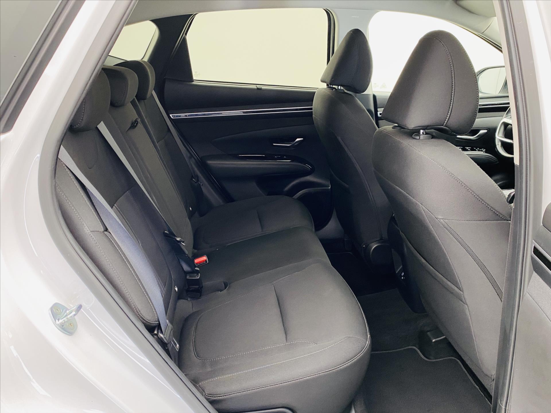 hyundai-tucson-1-6-t-gdi-mhev-132kw-4x4 - 6