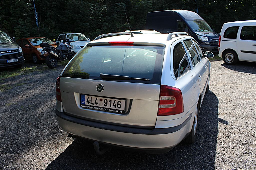 skoda-octavia-kombi-ii-1-9-tdi - 4