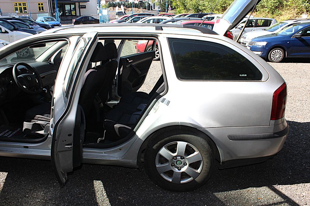 skoda-octavia-kombi-ii-1-9-tdi - 9