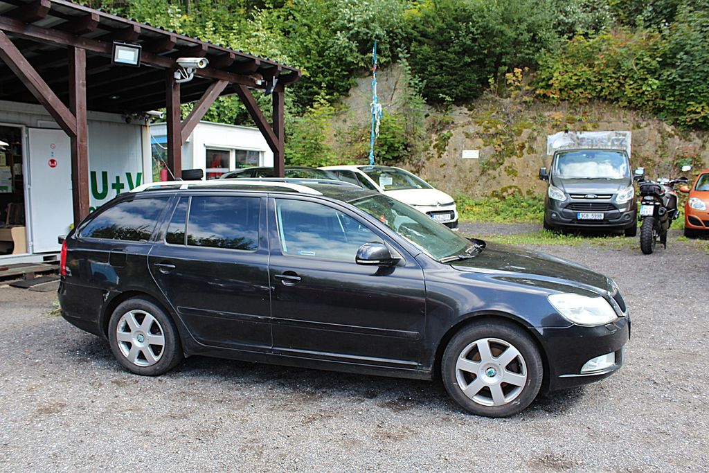 skoda-octavia-kombi-ii-1-6-tdi - 3