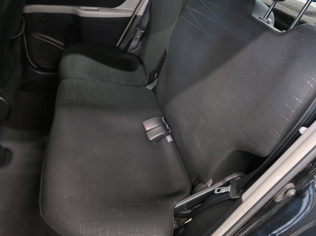 toyota-yaris-1-3vvt-i-64kw-automat-cz - 9