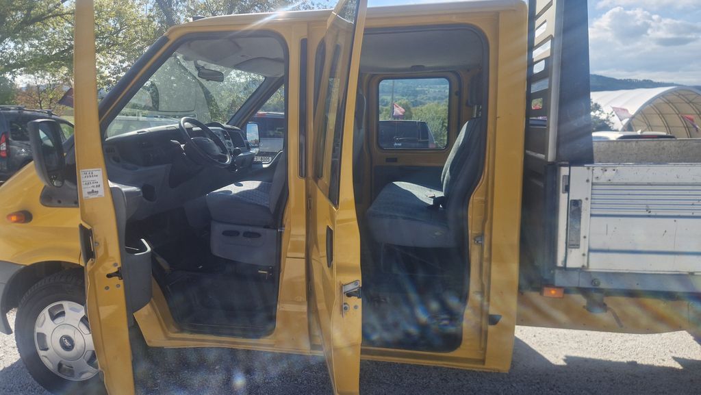 ford-transit-2-4-tdci - 9