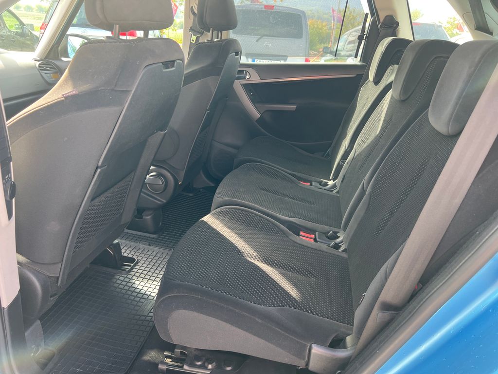 citroen-c4-picasso-1-6-hdi - 8