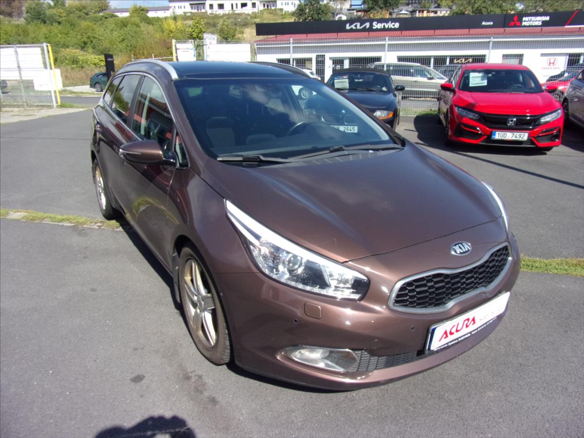 Kia Ceed 1,6 CRDi Exclusive SW