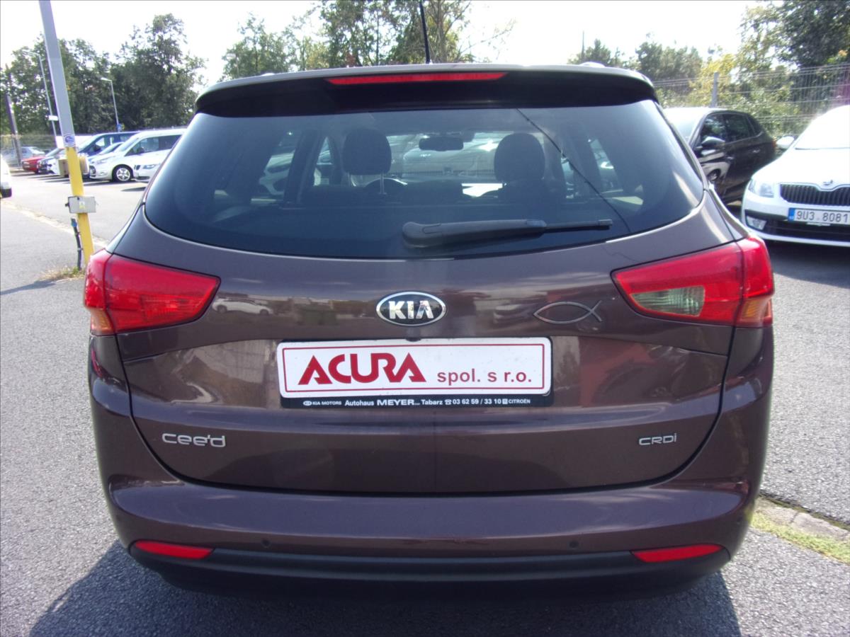 kia-ceed-1-6-crdi-exclusive-sw - 3