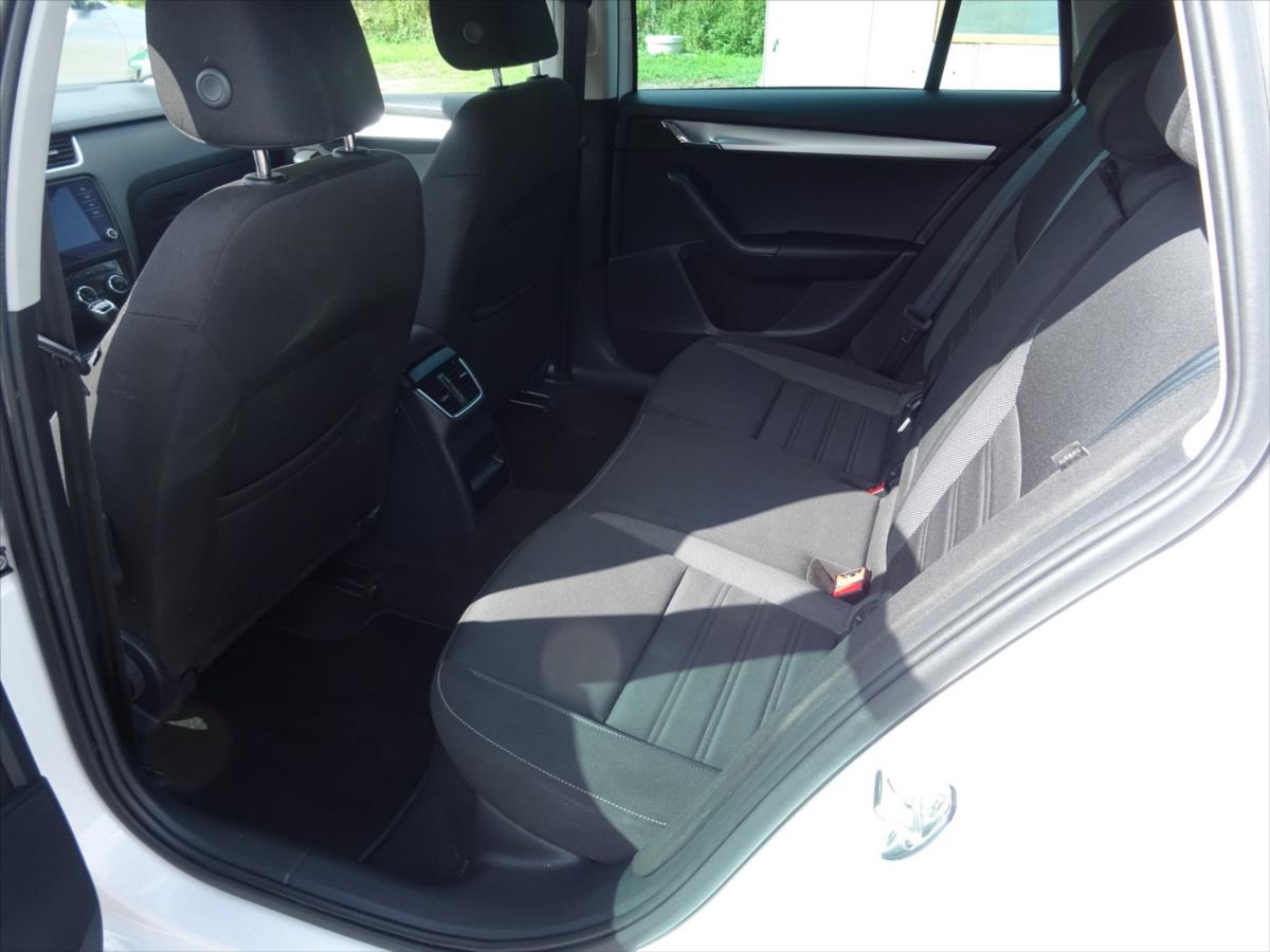 skoda-octavia-1-0-tsi-85-kw - 9