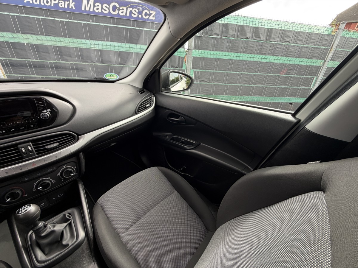 fiat-tipo-1-4-street - 9
