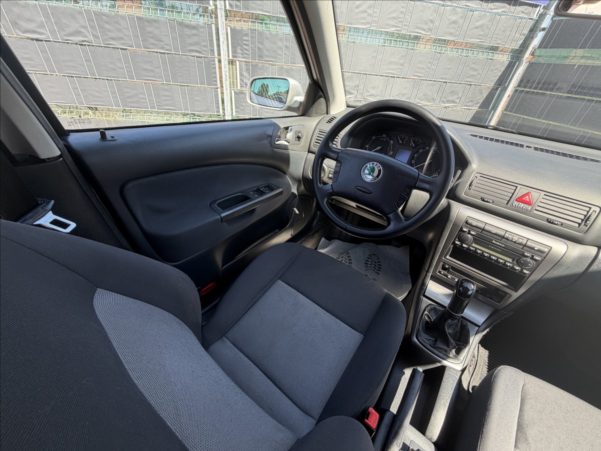 skoda-octavia-i-1-9-tdi-style-96kw - 7